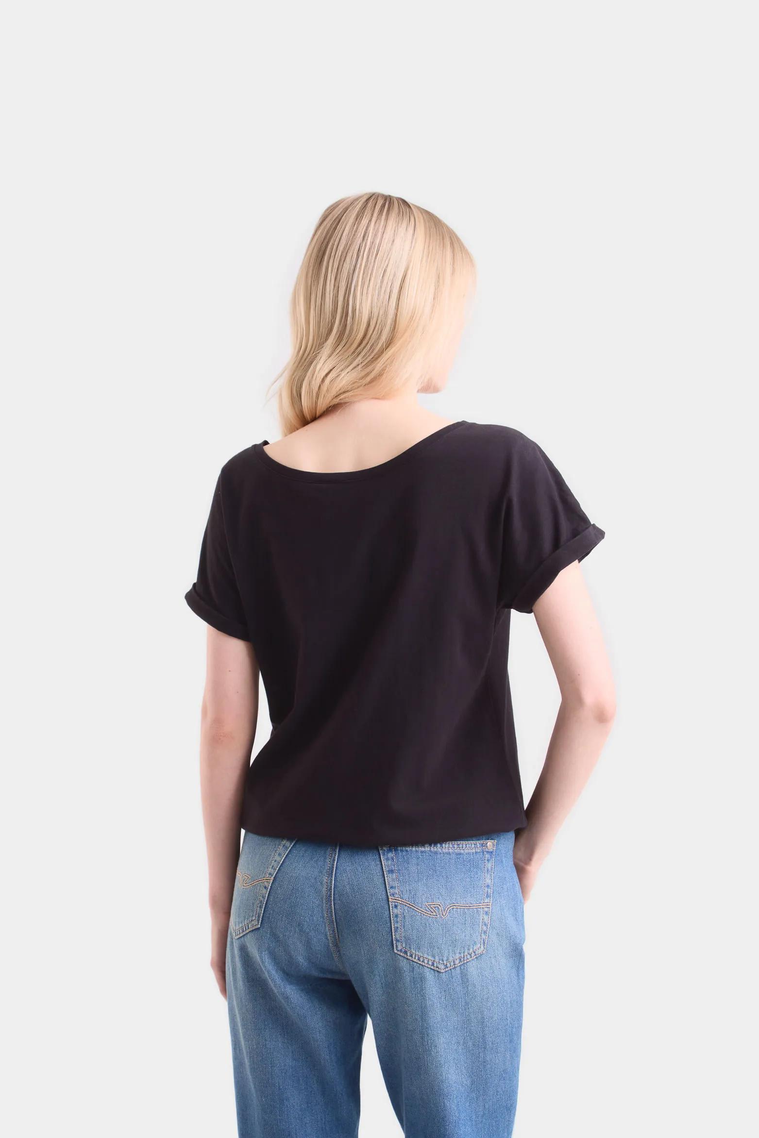 Camiseta manga corta para mujer bolsillo cuero