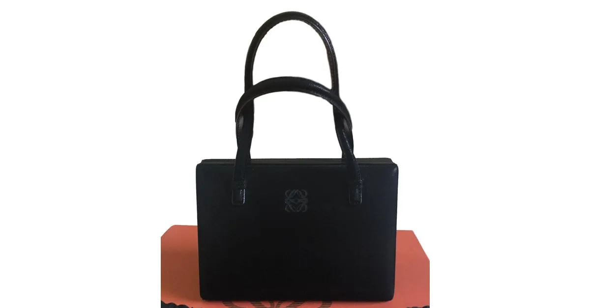 Narciso loewe Negro 