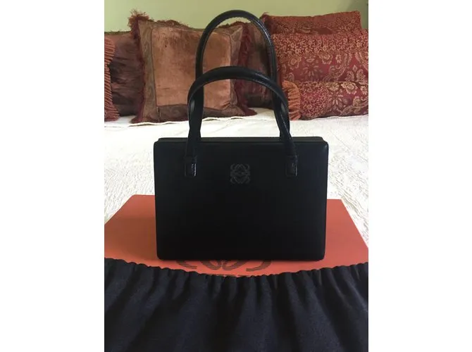 Narciso loewe Negro 