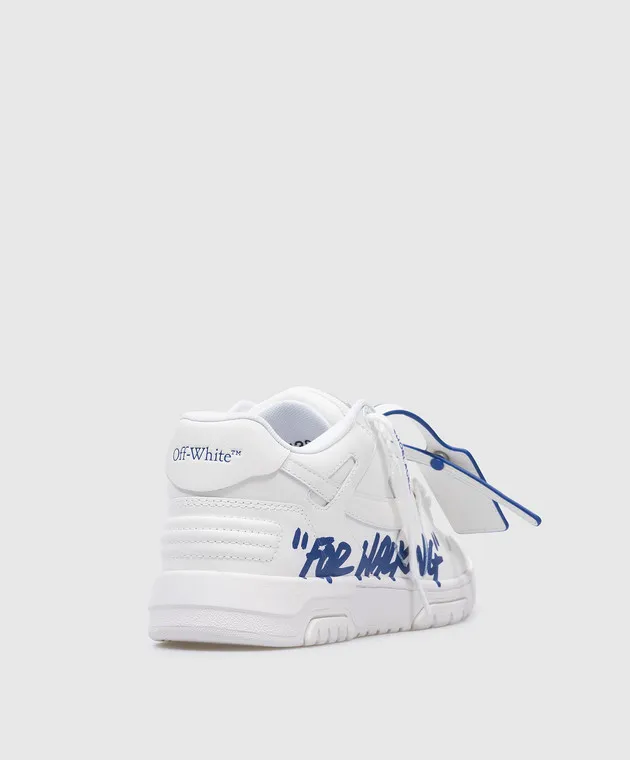 Off-White White leather sneakers with a for walking print