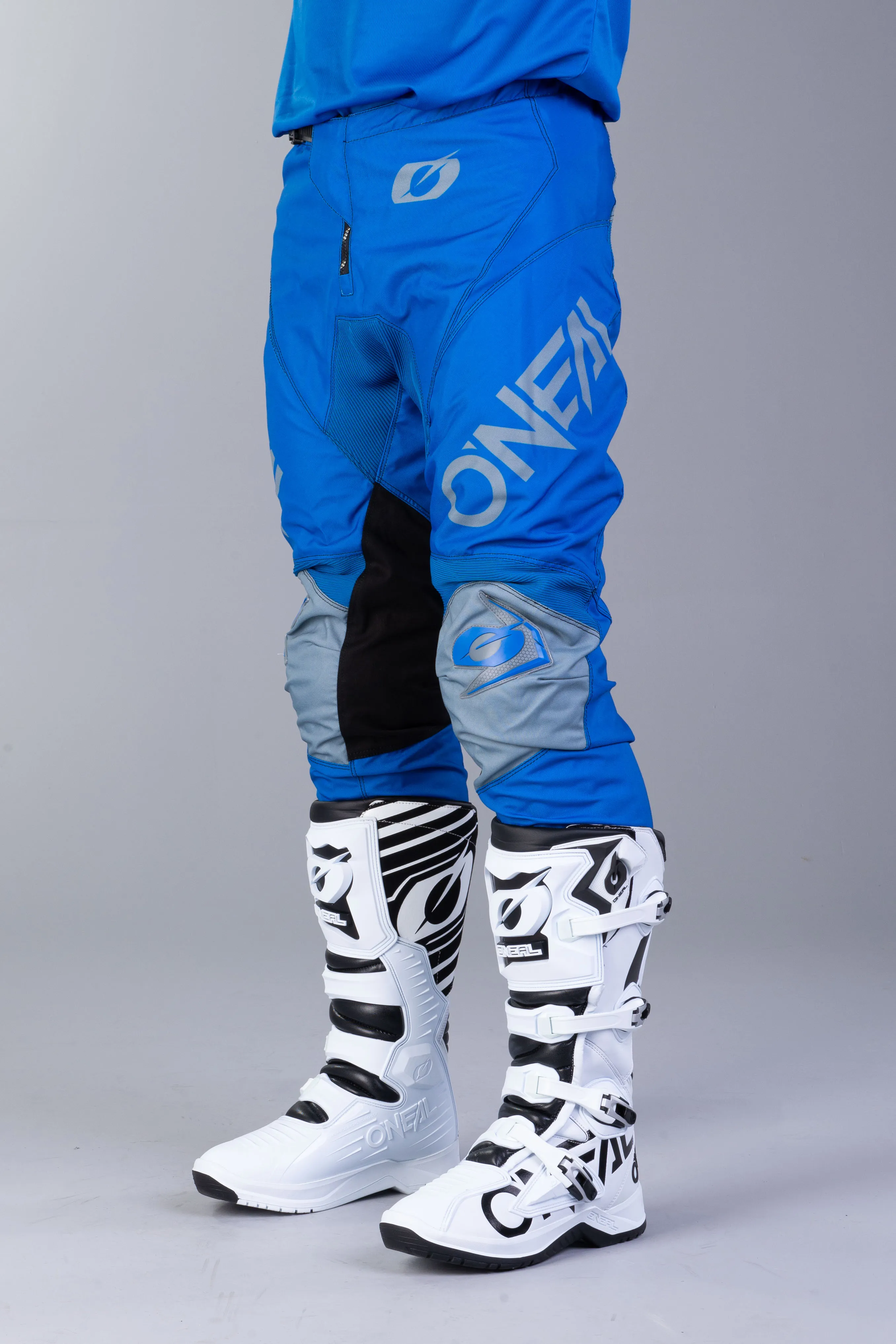 Pantalones de Cross O'Neal Mayhem Azul-Gris