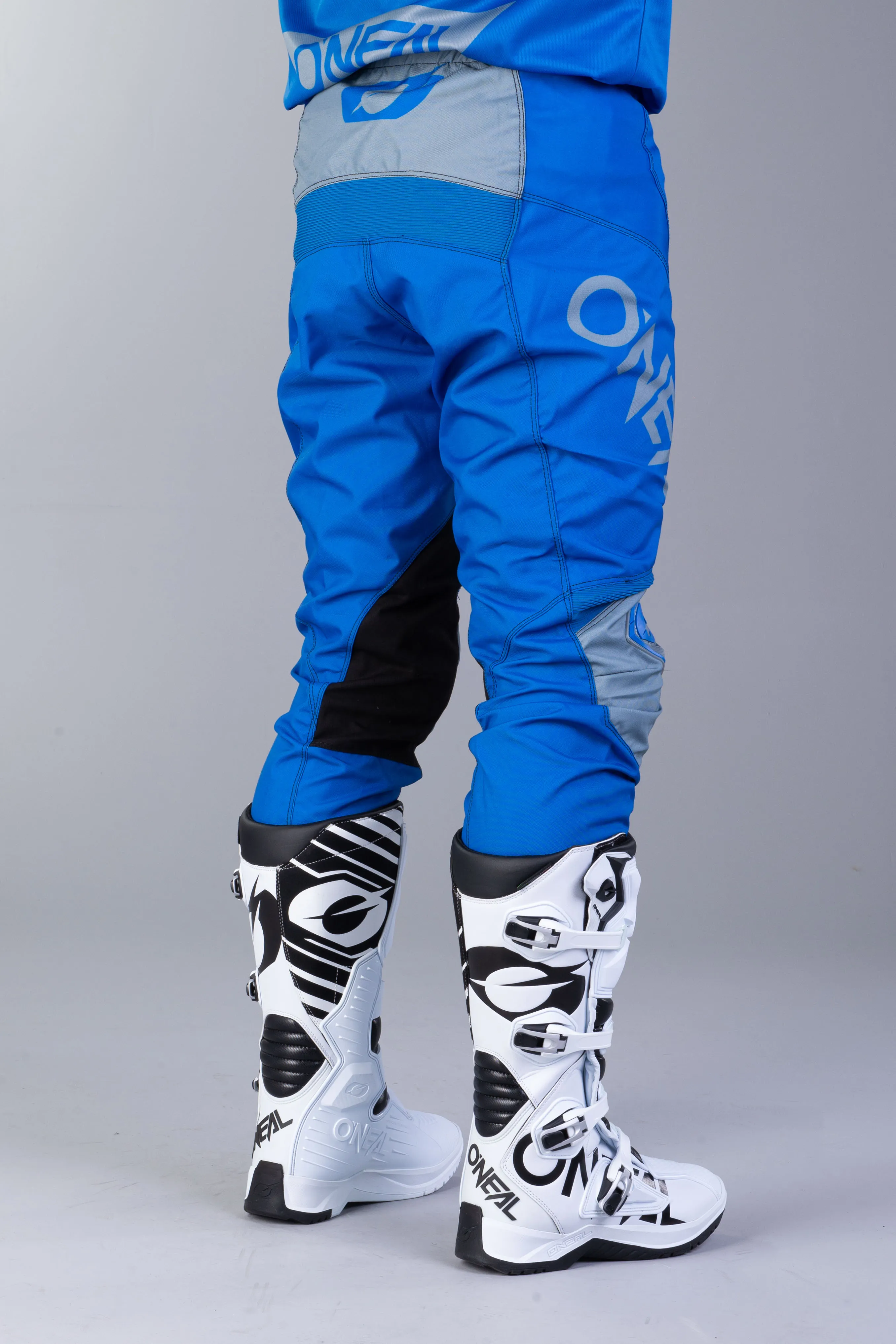 Pantalones de Cross O'Neal Mayhem Azul-Gris