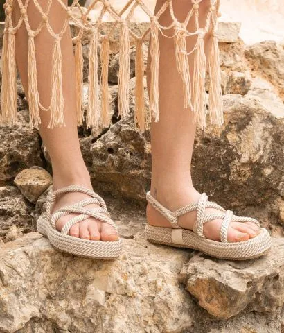 Sandalias con plataforma beige de cuerda