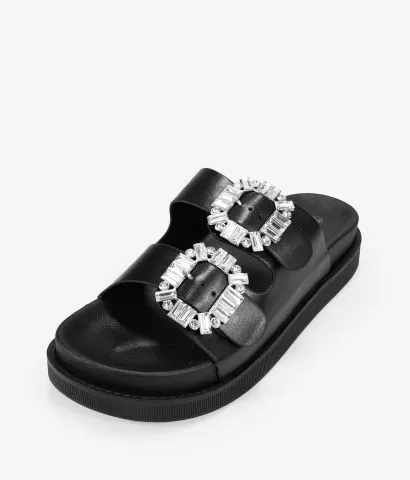 Sandalias negras con hebillas brillantes