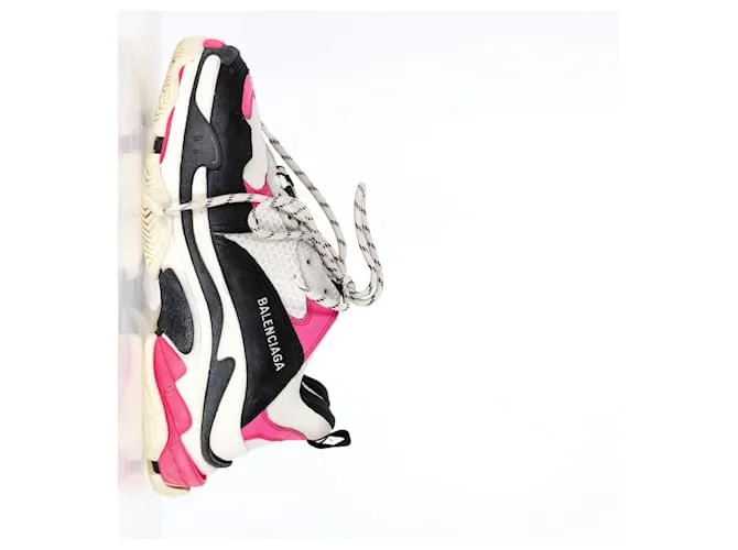 Zapatillas Balenciaga Triple S en Rosa/Blanquecino/Poliuretano negro 